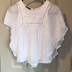Girls size small (7/8) White poncho style top